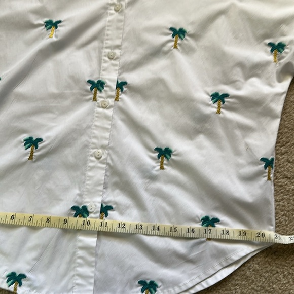 Vacate the Label Embroidered Palm Tree Button Up White Blouse Women’s Small - Picture 6 of 8